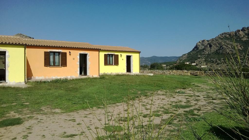 Agriturismo B&B Casteldoria Santa Maria  Екстериор снимка