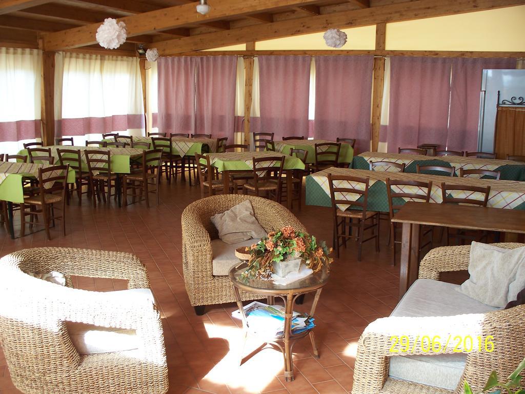 Agriturismo B&B Casteldoria Santa Maria  Екстериор снимка