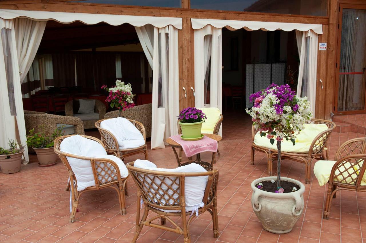Agriturismo B&B Casteldoria Santa Maria  Екстериор снимка